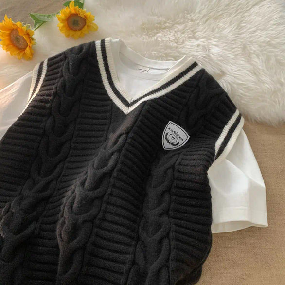 Slide b8a18a67b8d546728a85546fdd215bed