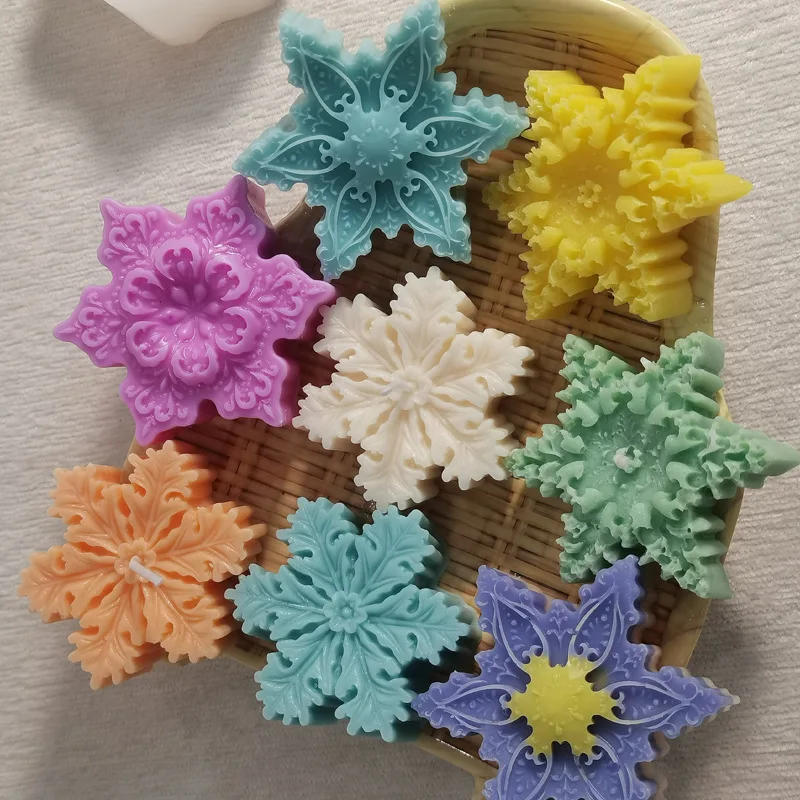Description Picture 3 of itemSilicone Mold for Christmas Snowflake Candles DIY Manual Soap Fragrance Mold 3D Flower Fragrance Candle Mold Candle Making Kit