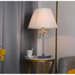 European Table Lamp Bedroom Bedside Creative Decorative Wedding Room Nordic Warm LED D40cm H60cm E27 Table Lamp 100% Guaranteed