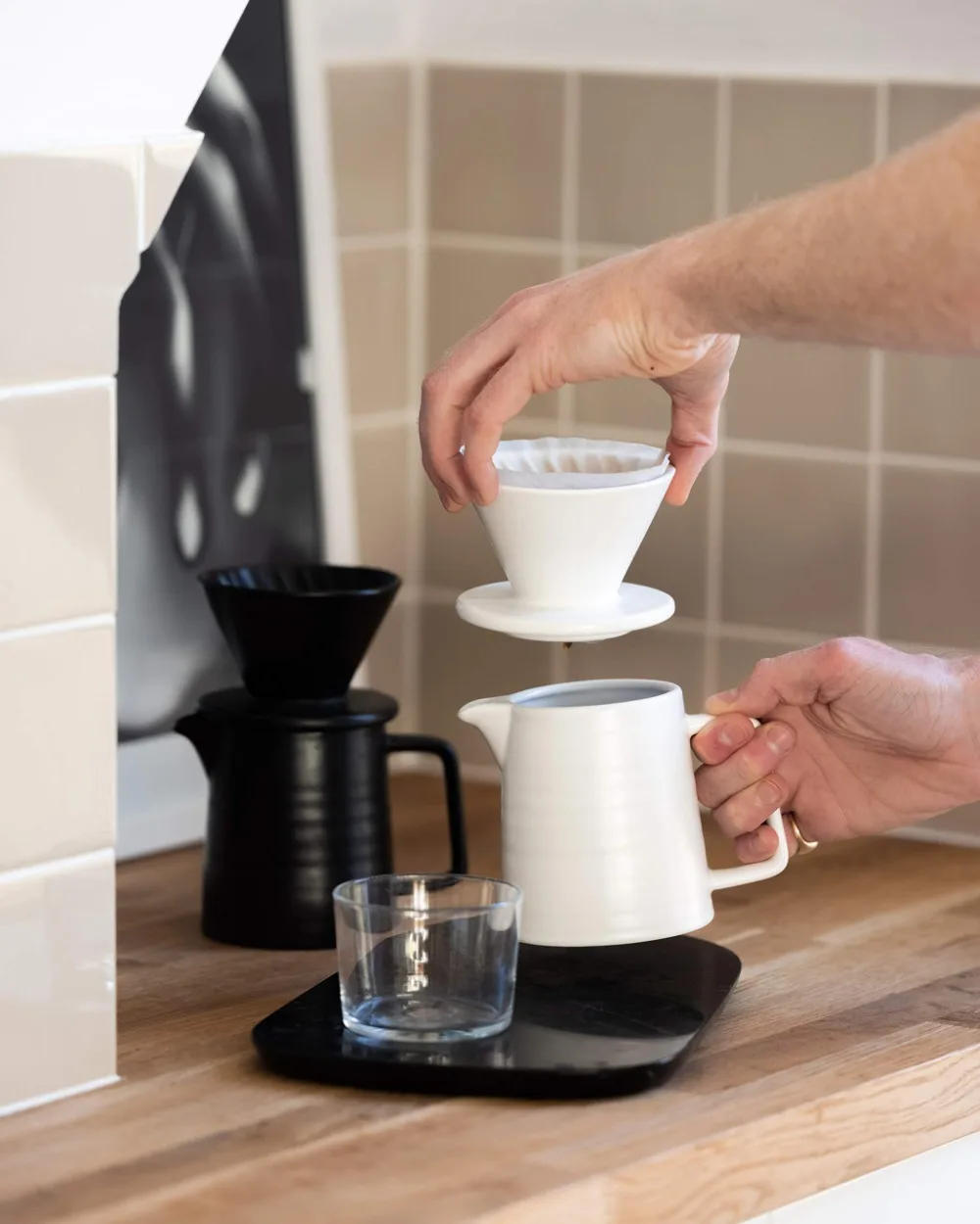 Description Picture 3 of item1-2 Cups Ceramic Coffee Dripper Pour Over Coffee Maker Set for V60 Coffee Filter Hand Brew Espresso Pot Coffeeware Teaware