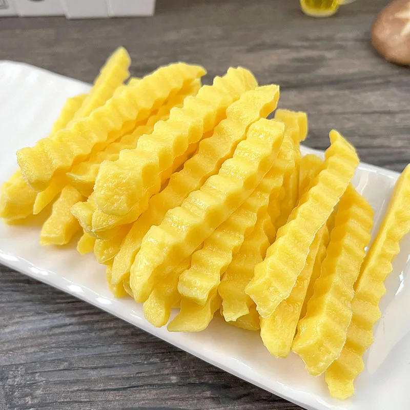 Description Picture 2 of itemSimulation Fries Model Artificial Food Kids Game Props Wolf Tooth Fries Fake Potato Chips Fast Food Restaurant Window Display