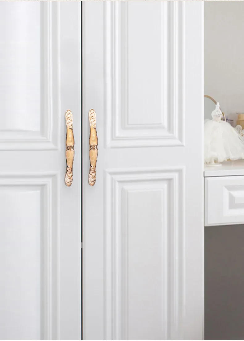 Description Picture 5 of itemEuropean Luxury Amber Gold Door Pull Up Bar Closet Kitchen Cabinet Handle for Furniture Cupboard Wardrobe Drawer Knob Hardware