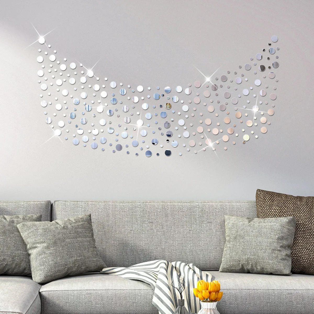 Description Picture 5 of item100pcs/lot 2/3/4cm Acrylic Mirror Surface Polka Dots Circle Wall Sticker Bedroom Wedding Decoration Poster Round Art Wall Decals