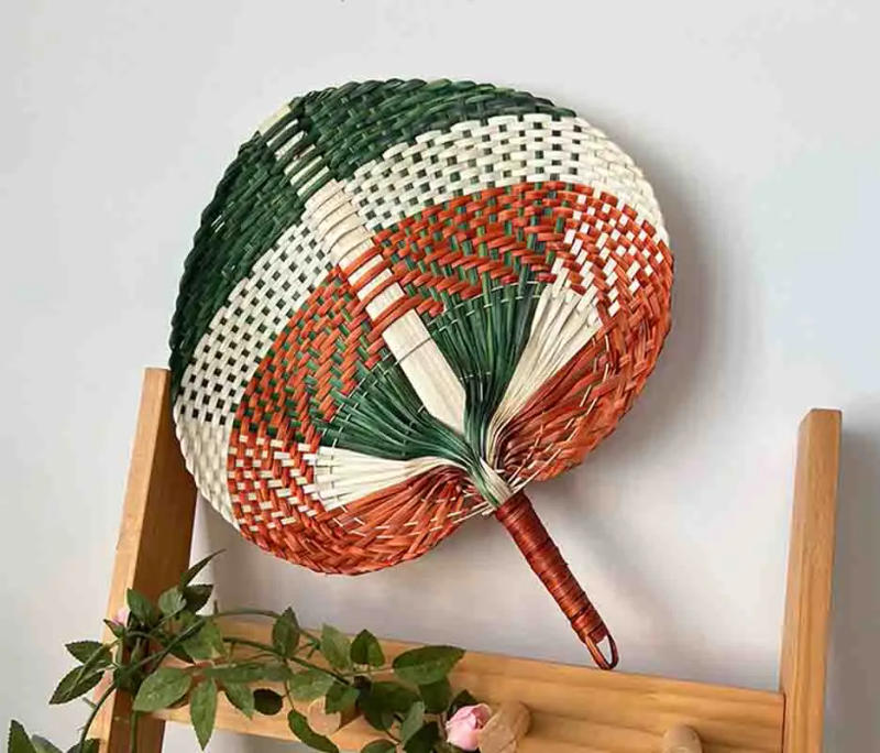 Description Picture 2 of item1pc Bamboo Woven Hand-Woven Fan Summer Fan Literary Cooling Fan Creative Hand-Cranked Fan Home Room Living Room Office Decor