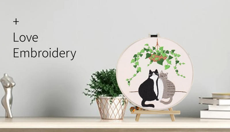 Description Picture 2 of item2024 New Embroidery DIY Kit Material Package Kit Cat Pattern Cross Stitch Table Painting Handmade Embroidery Easy For Beginners