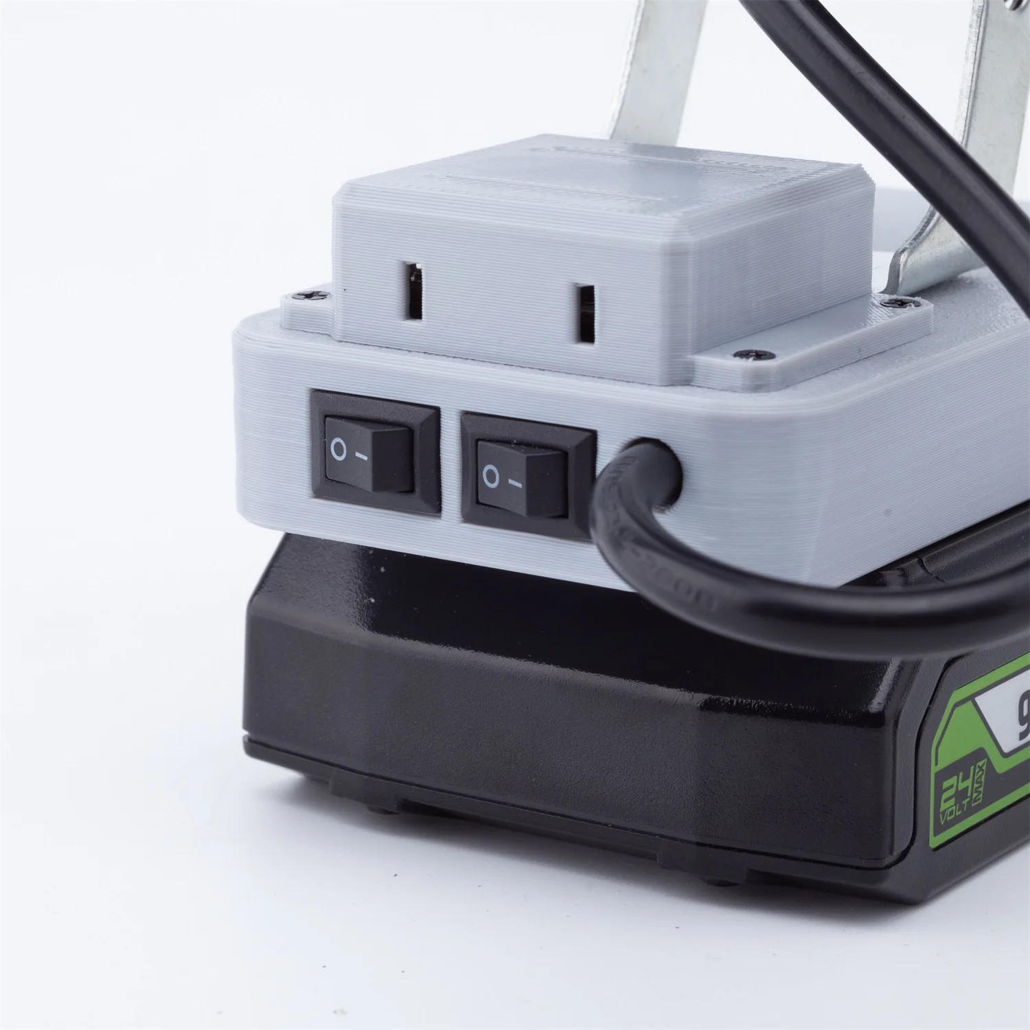 Description Picture 3 of itemWireless LED Work Light  For GREENWORKS 24V Battery Portable Outdoor Lamp w/USB Travel Camping Emergency Light(No Battery)