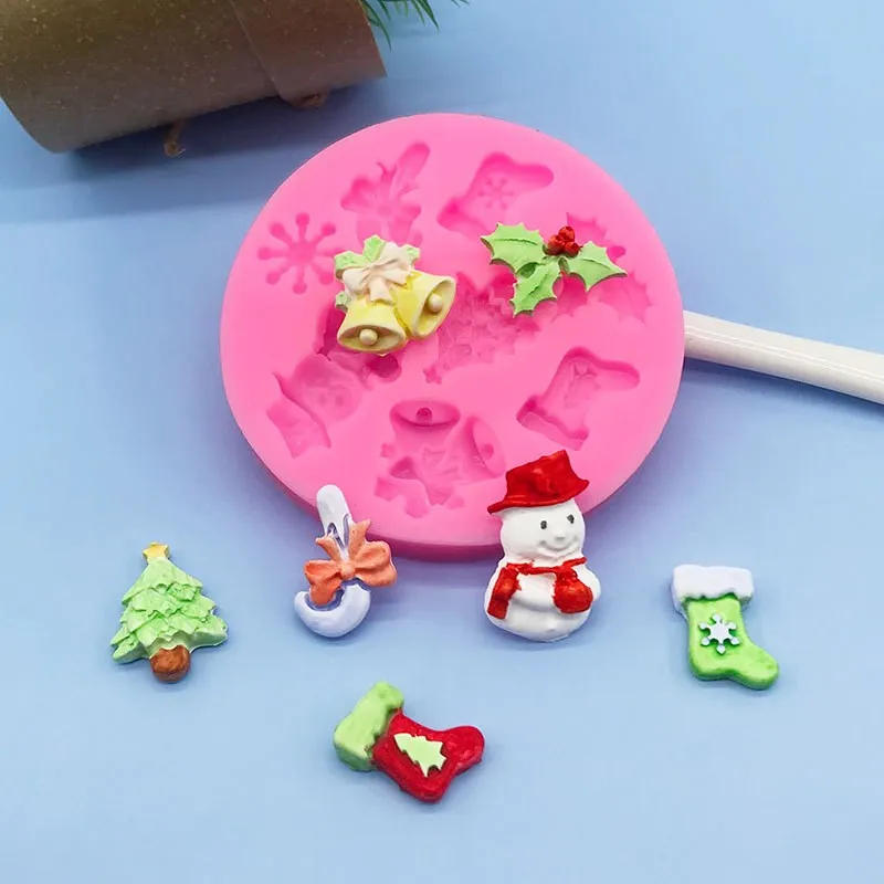 Description Picture 3 of itemChristmas Series Elk Sleigh Santa Tree Silicone Mold Fondant Cake Chocolate Dessert Paper Cup Top Decoration Kitchen Baking Tool