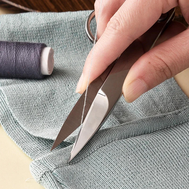 Description Picture 4 of itemStainless Steel Shears Yarn Cutterwith Cover Sewing Scissors for Fabric Thread Cutting Embroidery  Ceramic Scissors  Hand Tools