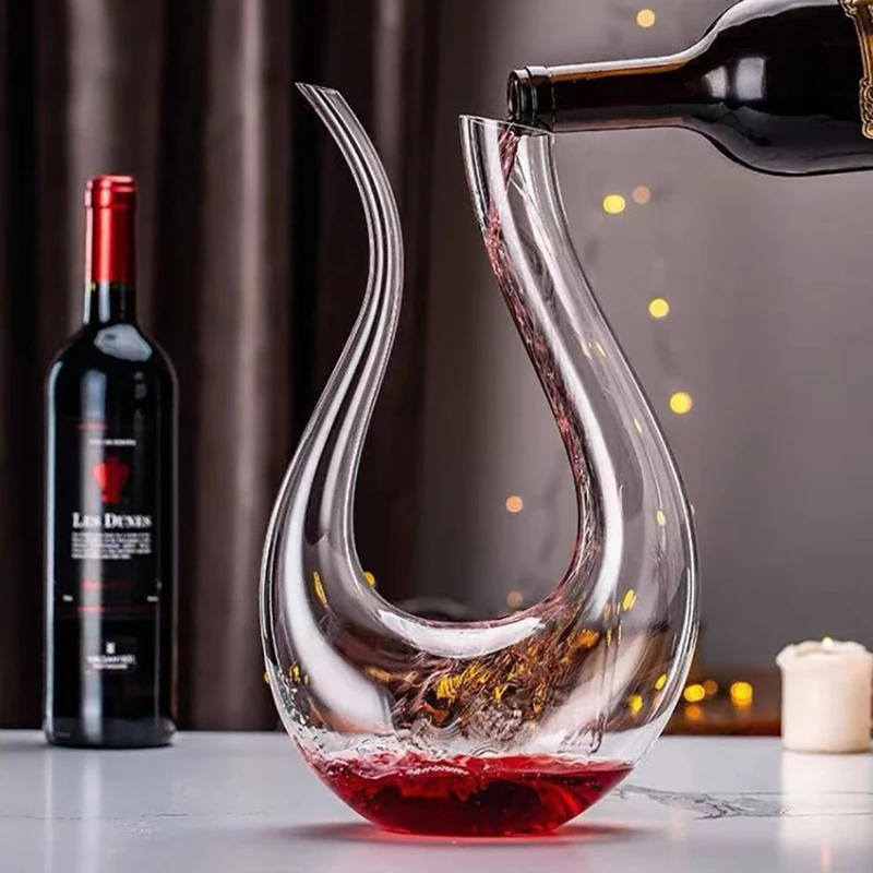 Description Picture 3 of itemCrystal U-shaped Wine Decanter Gift Box Swan Decanter Creative Wine Separator