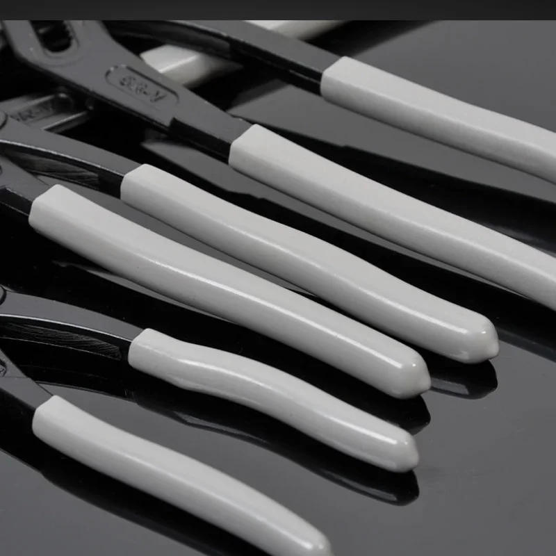 Description Picture 4 of itemWater Pump Pliers Quick-Release Plumbing Pliers Pipe Wrench Adjustable Water Pipe Clamp Pliers Household Hand Tools Multi-functi