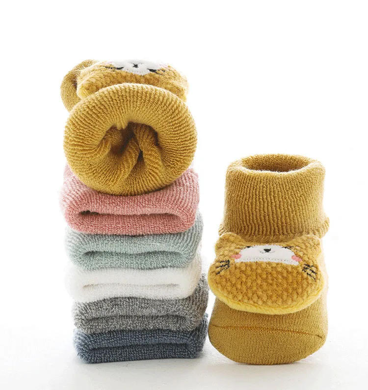 Description Picture 4 of itemAutumn Winter Baby Girls Soft Cotton Terry Floor Socks Newborn 3D Doll Cartoon Animal Bow Anti Slip Shoes for Infant Boy Clothes