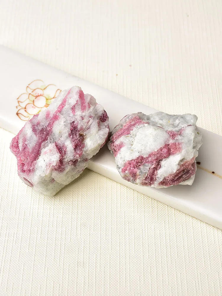 Description Picture 4 of item100% Natural Pink Tourmaline Crystal Mineral Irregular Rough Stone Specimen Rock Rare Original Reiki Chakra Home Room Decor 1pc