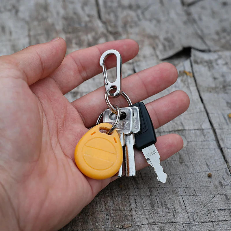 Description Picture 5 of item10/30pcs Lobster Clasp Buckle Keychian Mini Carabiner Outdoor Camping Hiking Buckles Alloy Spring Snap Hook Key Holder Tool Clip