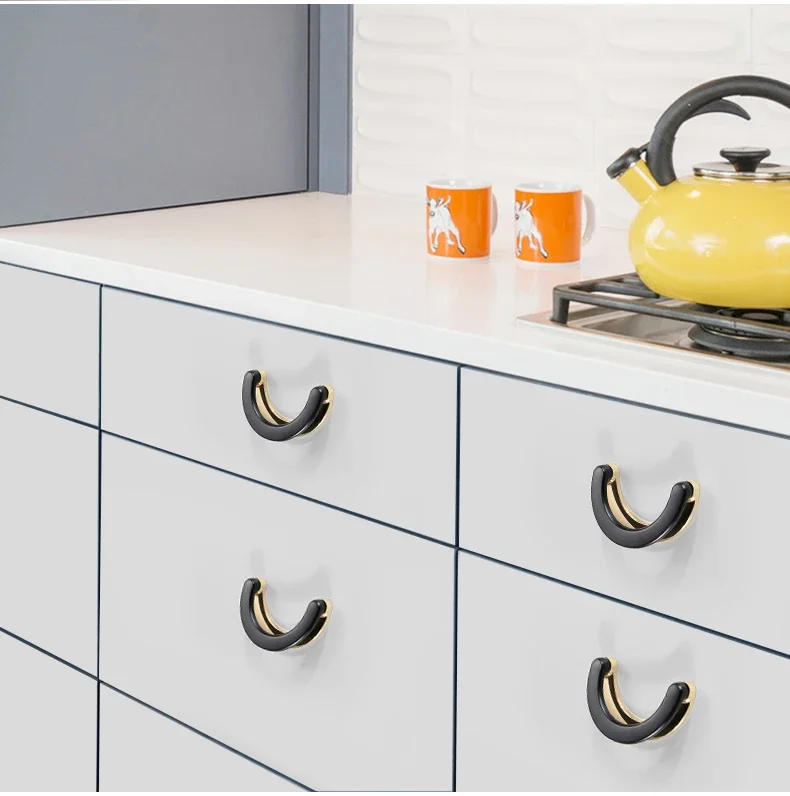 Description Picture 5 of itemZinc Alloy Semi-circular Cabinet Furniture Door Handle Modern Wardrobe Drawer Knob Bathroom Pull Ring Home Decoration