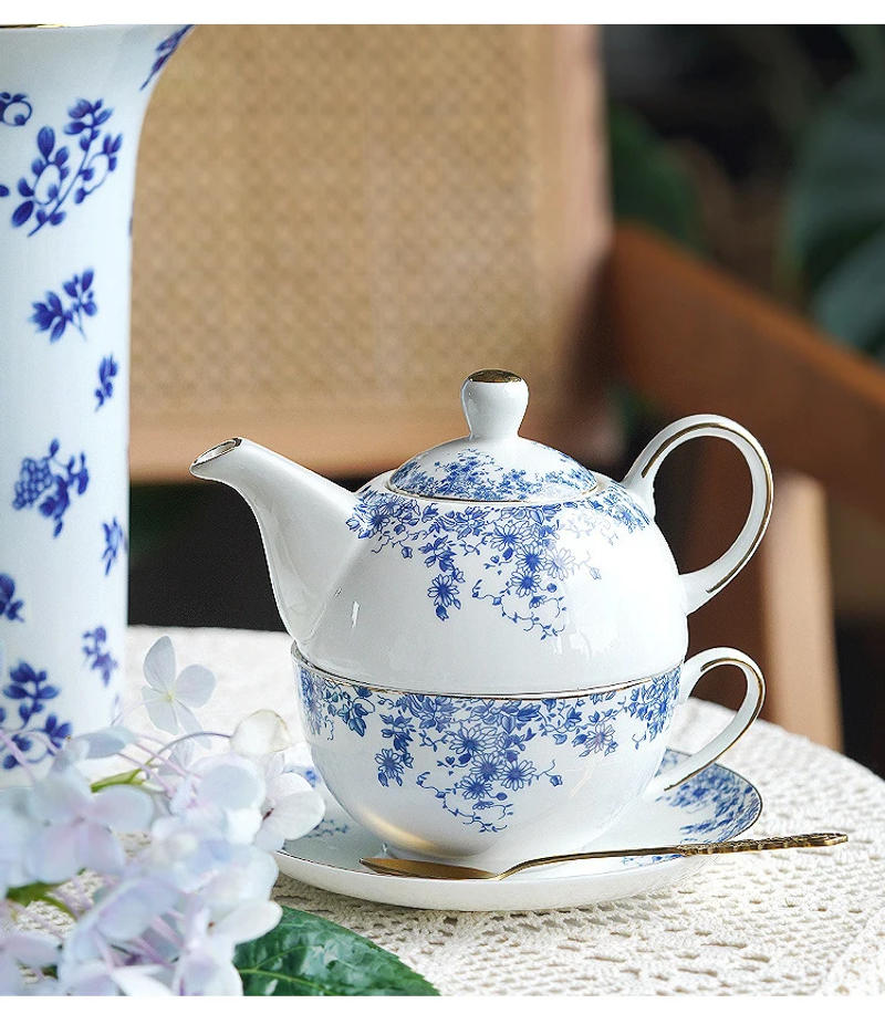 Description Picture 4 of itemEnglish Flower Teapot Classical Blue and white Daisy Pot Home Ceramic Cup and Saucer Phnom Penh Afternoon Flower Teaware Set