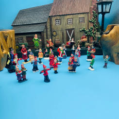 Miniature Doll MiniFigures Sand Table DIY Gardening Bonsai Decoration Articles Handicraft Gifts Desk Sculpture