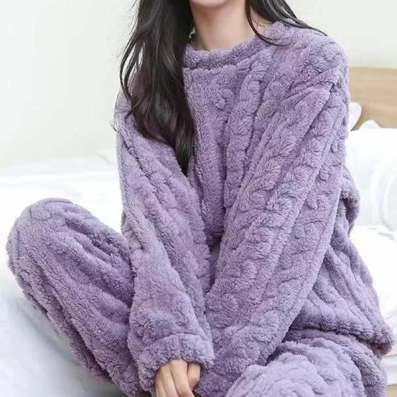 Description Picture 6 of itemWomen Warm 2 Piece Sets Thicken Velvet Ribbed Fleece Set Pullover and Pants Casual Pajama Sets Women Autumn Winter 2023