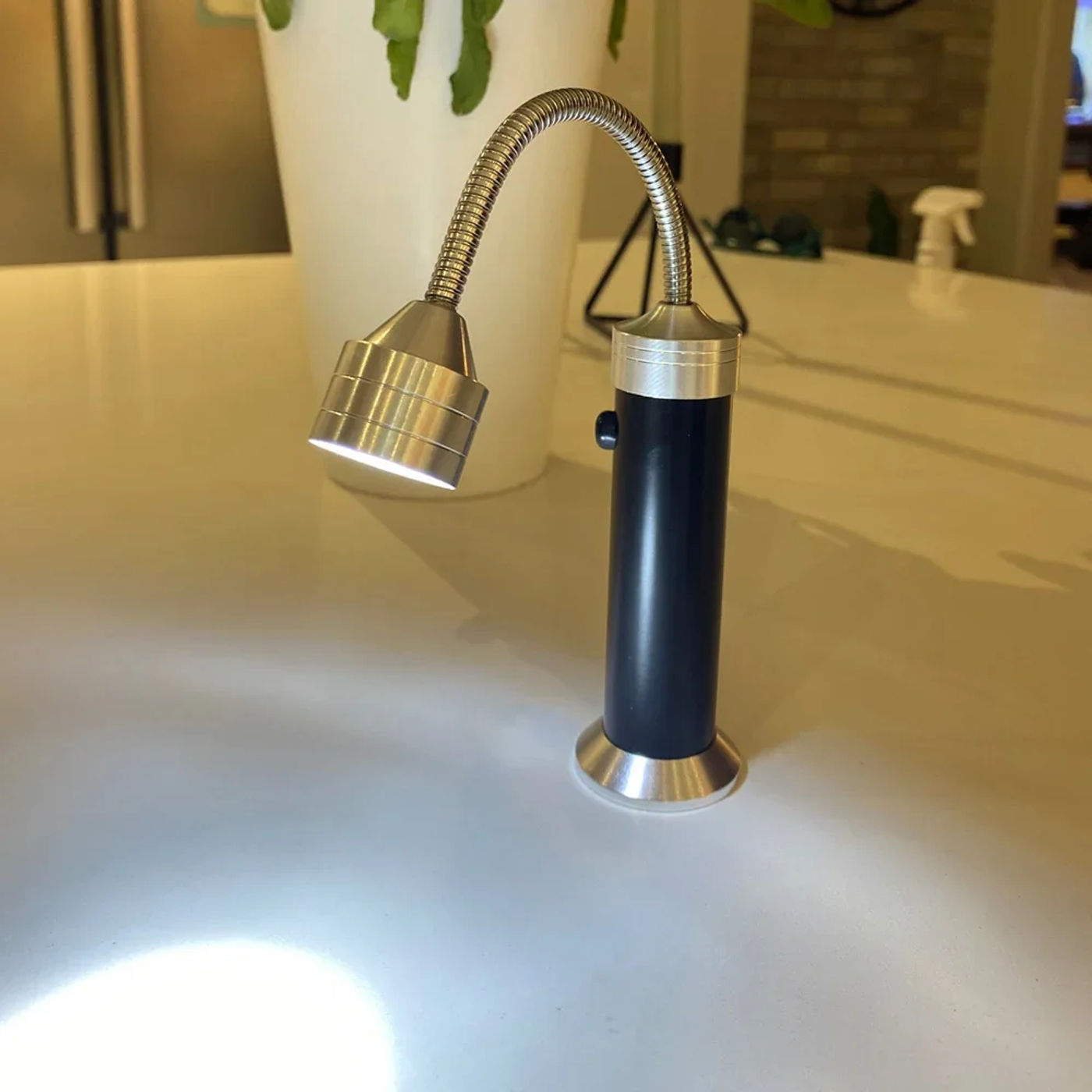 Description Picture 6 of itemMagnetic Outdoor BBQ Barbecue Grill Led Grill Lights Adjustable Flexible Led 360 Degrees Heat Resistant Gooseneck Lamps Lantern