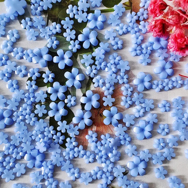 Description Picture 4 of item100pcs Japanese White Small Flower Nail Art Charms 3D Resin 5Petal Rhinestones Nail Decorations Kawaii Accessories Manicure DIY