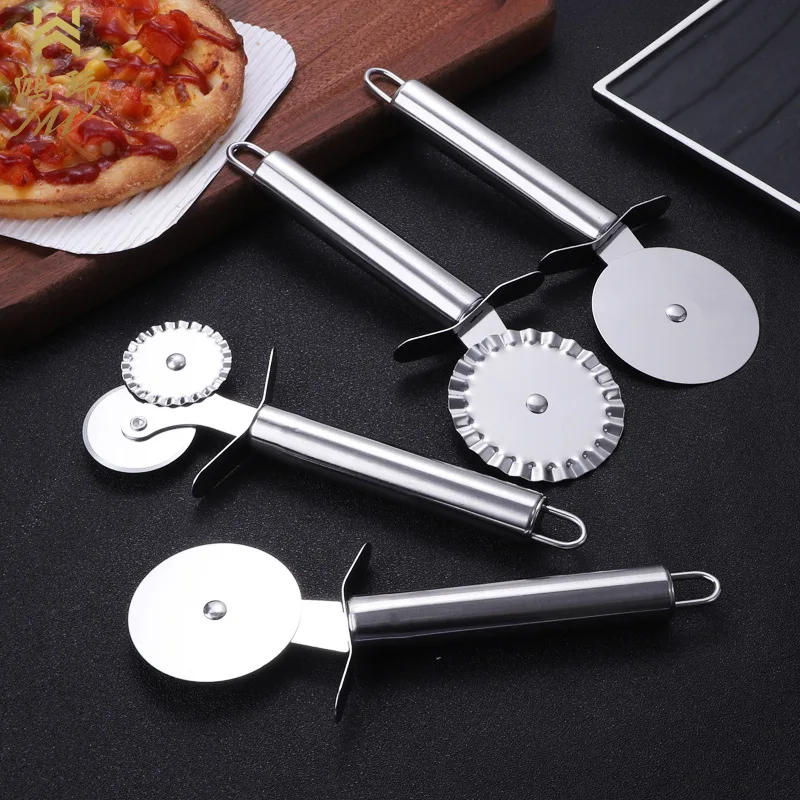 Description Picture 5 of itemPizza Roller Cutter Stainless Steel Pizza Knife Shovel Cake Crepes Multifunction Round Wave Cutter Wheels Hob Pizza Baking Tools