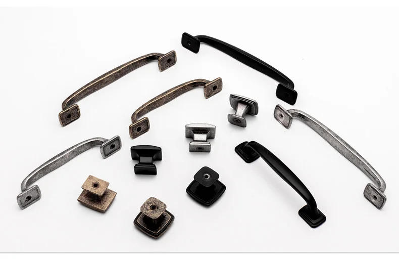 Description Picture 6 of itemMARUAT Retro Cupboard Pull Handles Metal Antique Brass Wardrobe 96/128mm Kitchen Drawer Cabinet Door Handle Furniture Knobs