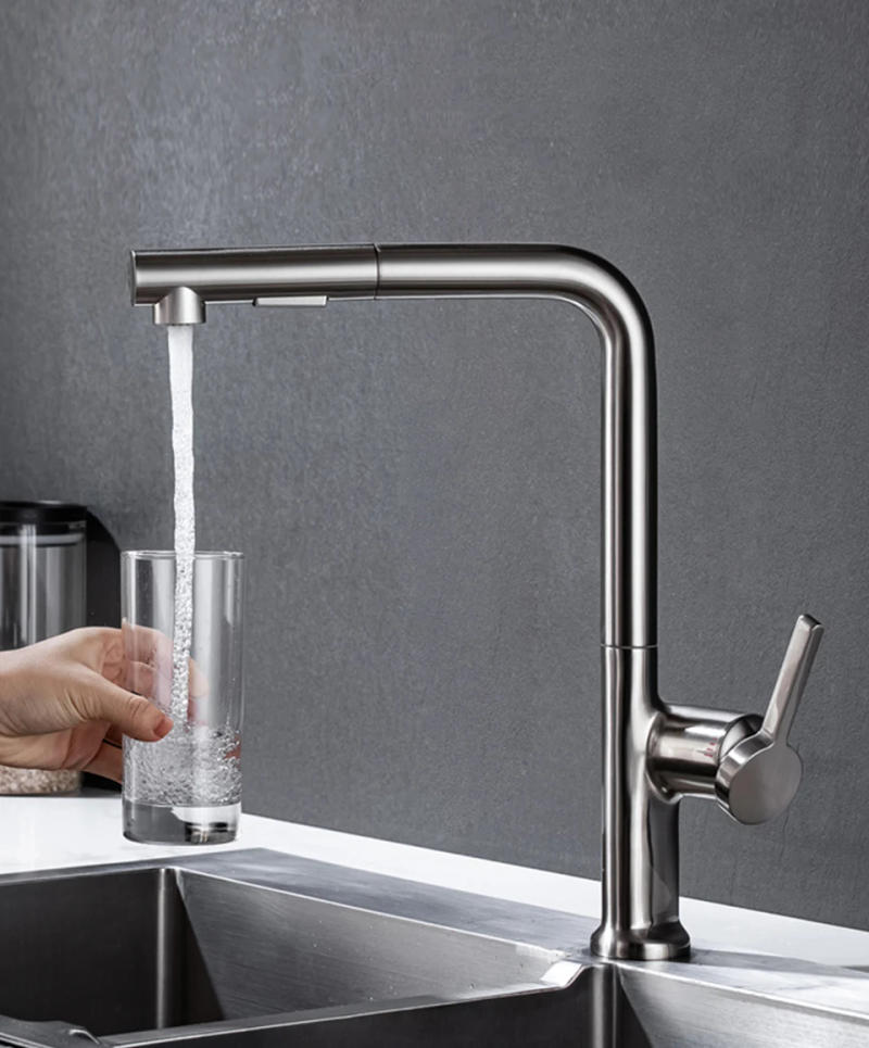 Description Picture 4 of itemPull Out Kitchen Faucet Brass 360 Rotation Stream Sprayer Head Hot and Cold Water Sink Mixer Tap Brushed Gold/Black/Chrome Crane