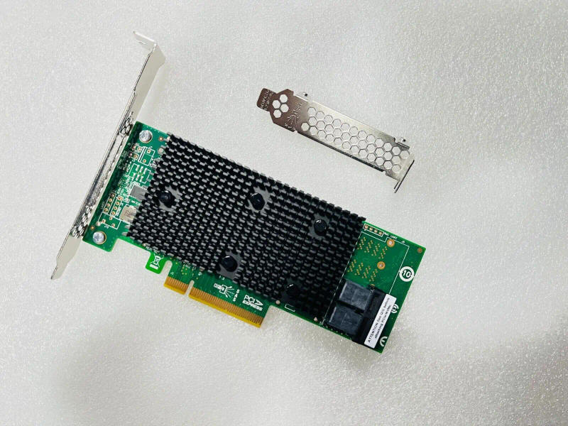 Description Picture 6 of itemBroadcom MegaRAID 9440-8I RAID 0/1/10/5 SAS/SATA/NVMe PCIe 3.1 x8 12Gbps RAID Card LSI SAS3408