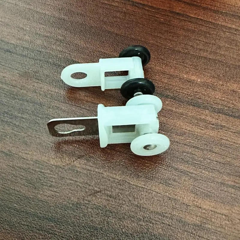 Description Picture 3 of item60pcs Curtain Pulley Window Hardware Track Accessories Plastic Roller Old-fashioned Rail Hook Ring Bathroom Accessories