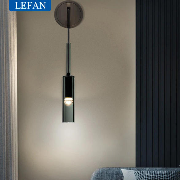 Slide 062101f673f248729c2a16f83f801767