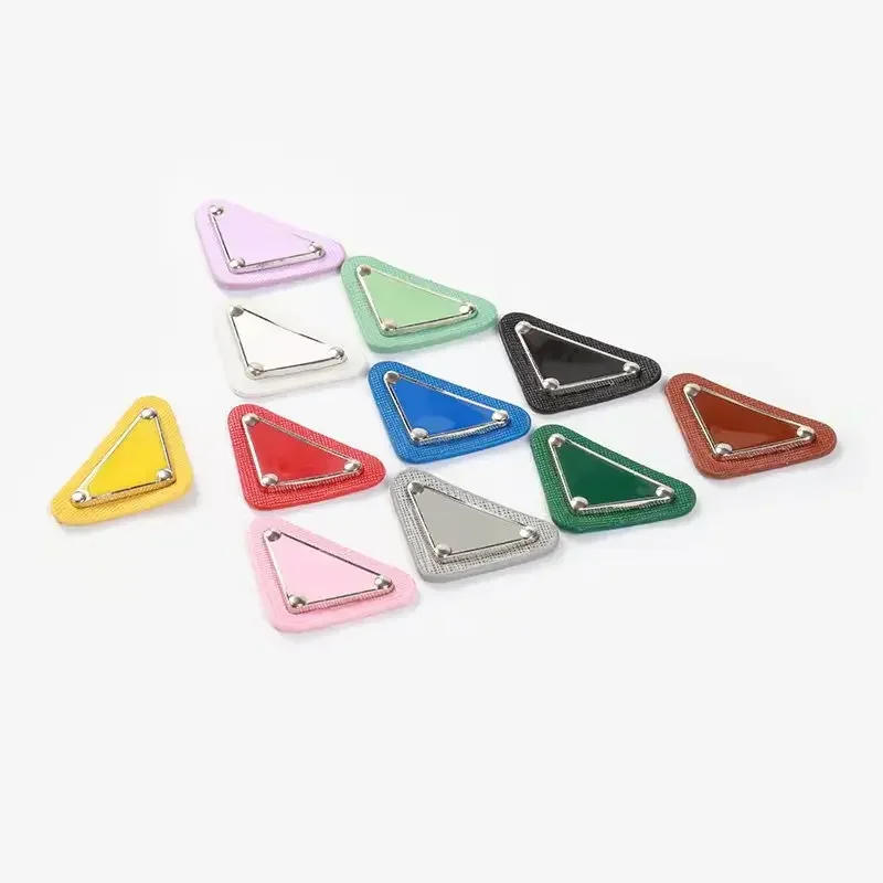 Description Picture 5 of itemDIY Embroidery Stickers Brand Triangular Sew Patches for Clothing Appliques Brand Logo Sequin Patch Badge on Hat Package