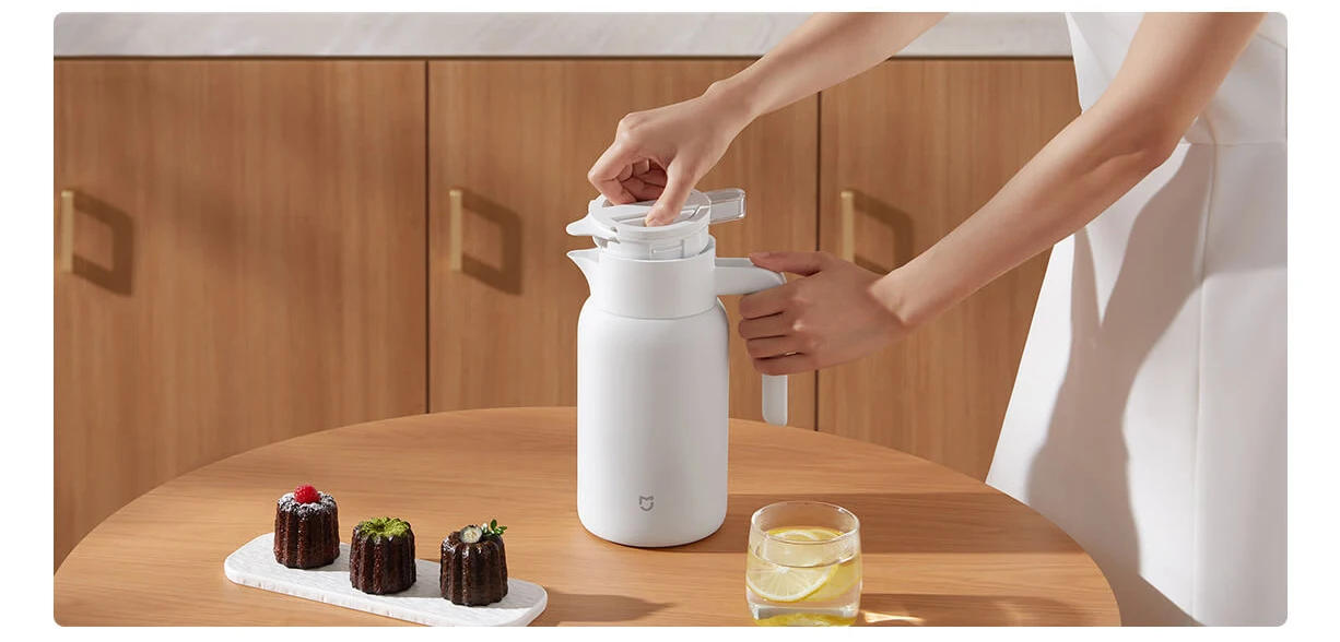 Description Picture 6 of itemIconic Brand MIJIA Insulated Kettle 1.5L/2L,316L Stainless Steel,Easy Cleaning,Long-lasting Temperature Control Lock Thermos Kettles