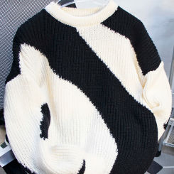 2024 Fashion Men Autumn Winter New Stitching Sweaters Tops Male Long Sleeve Loose Jumpers Mens Round Neck Knitted Top S107