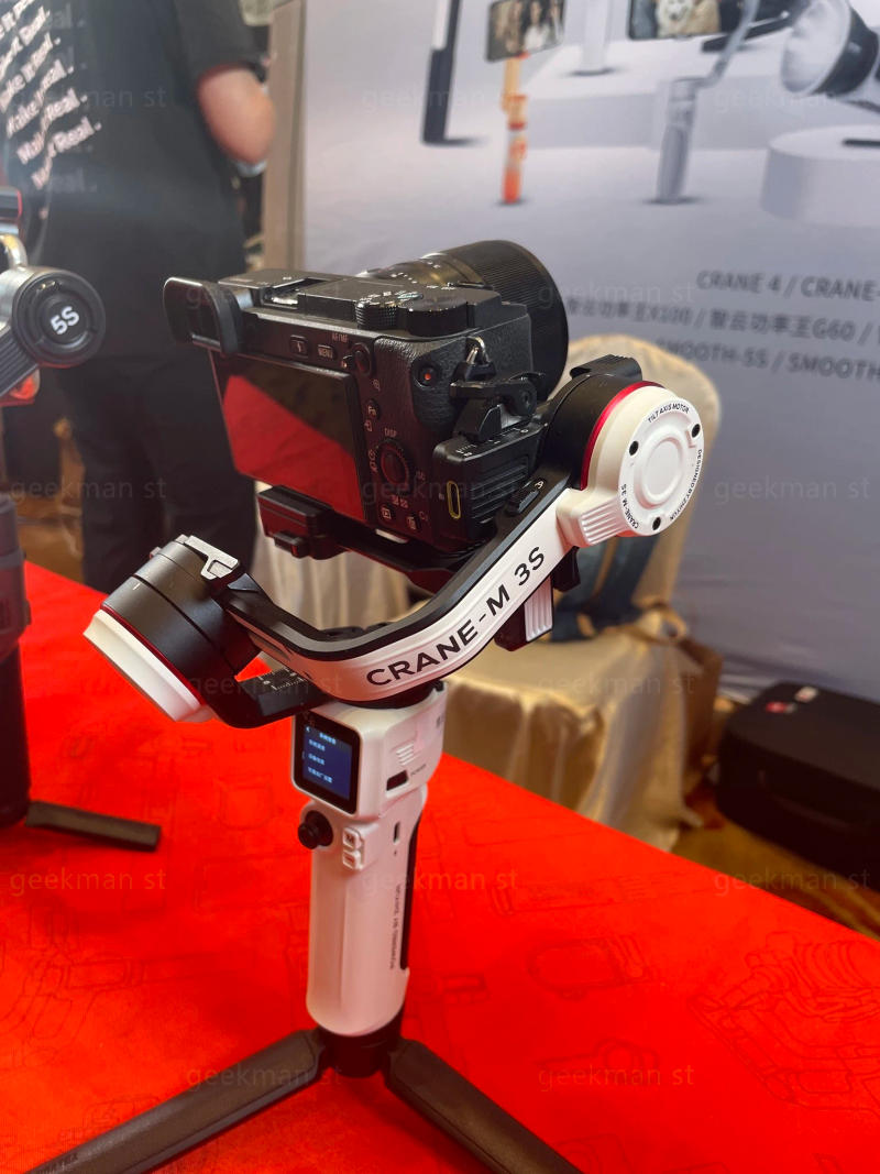 Description Picture 3 of itemZHIYUN Crane M3S Camera Gimbal Stabilizer Handheld Quick Release for Mirrorless Cameras Phone for Sony ZVE10 for Canon