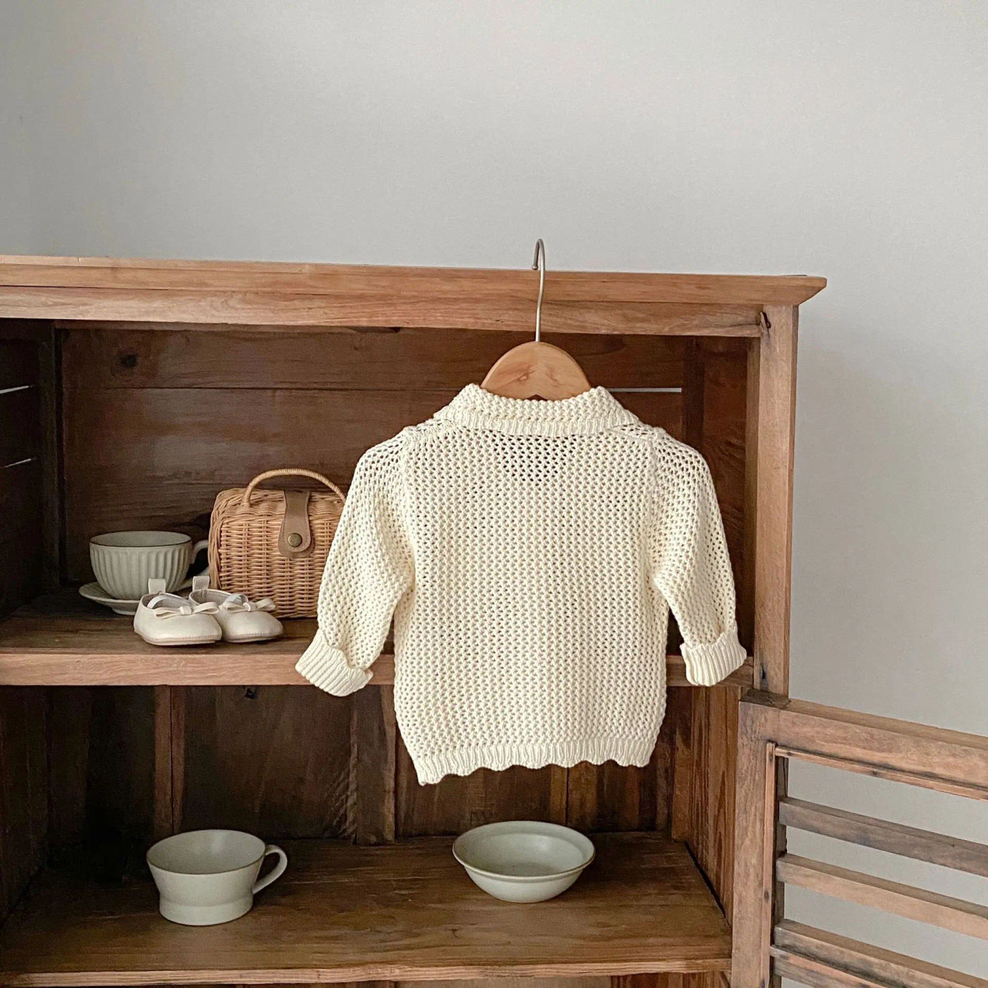 Description Picture 6 of itemAutumn Fashion Baby Sweaters Girl Children Knitted Cardigan Hollow Out Lapel Sweater Solid Infant Knit Coat All-match Kid Jacket