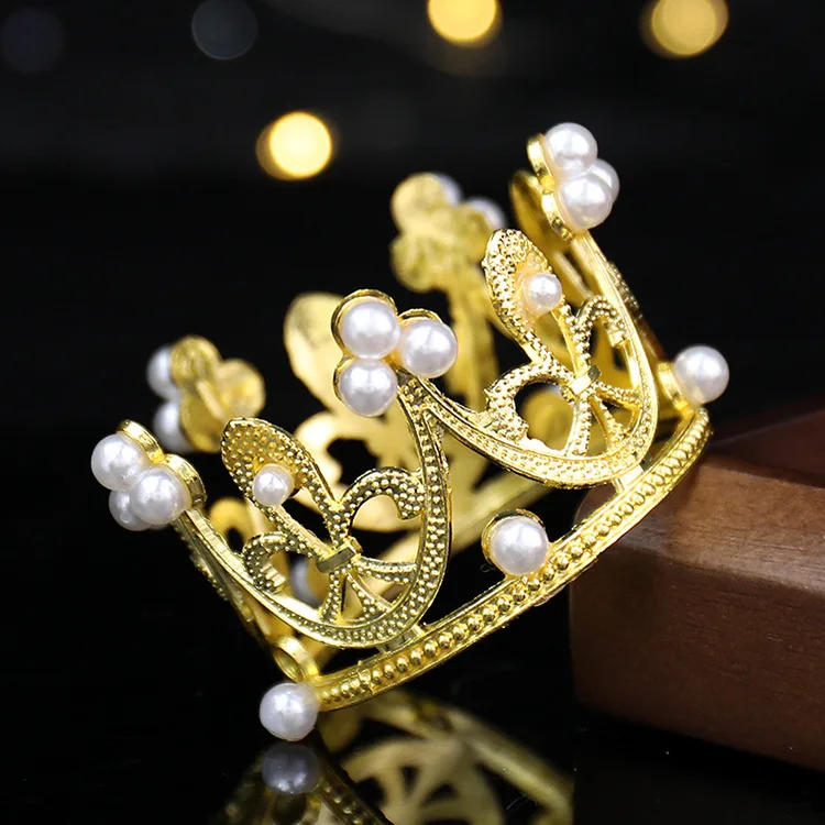 Description Picture 4 of item1PC Mini Crown Cake Decoration Princess Topper Pearl Tiara Crown Baking Decoration DIY Cake Birthday Crown Decoration Supplies