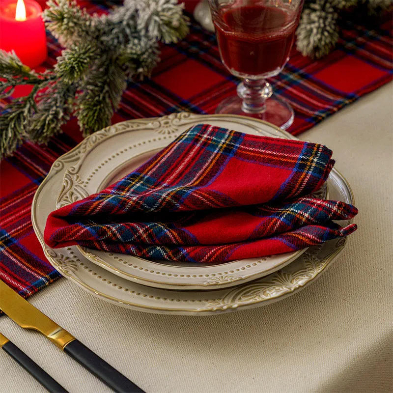 Description Picture 6 of item4PCS Christmas Scottish Tartan Plaid Cloth Napkins 40x40cm Classsic Red Green Plaid Dinner Napkins For 2024 Xmas Table Decor
