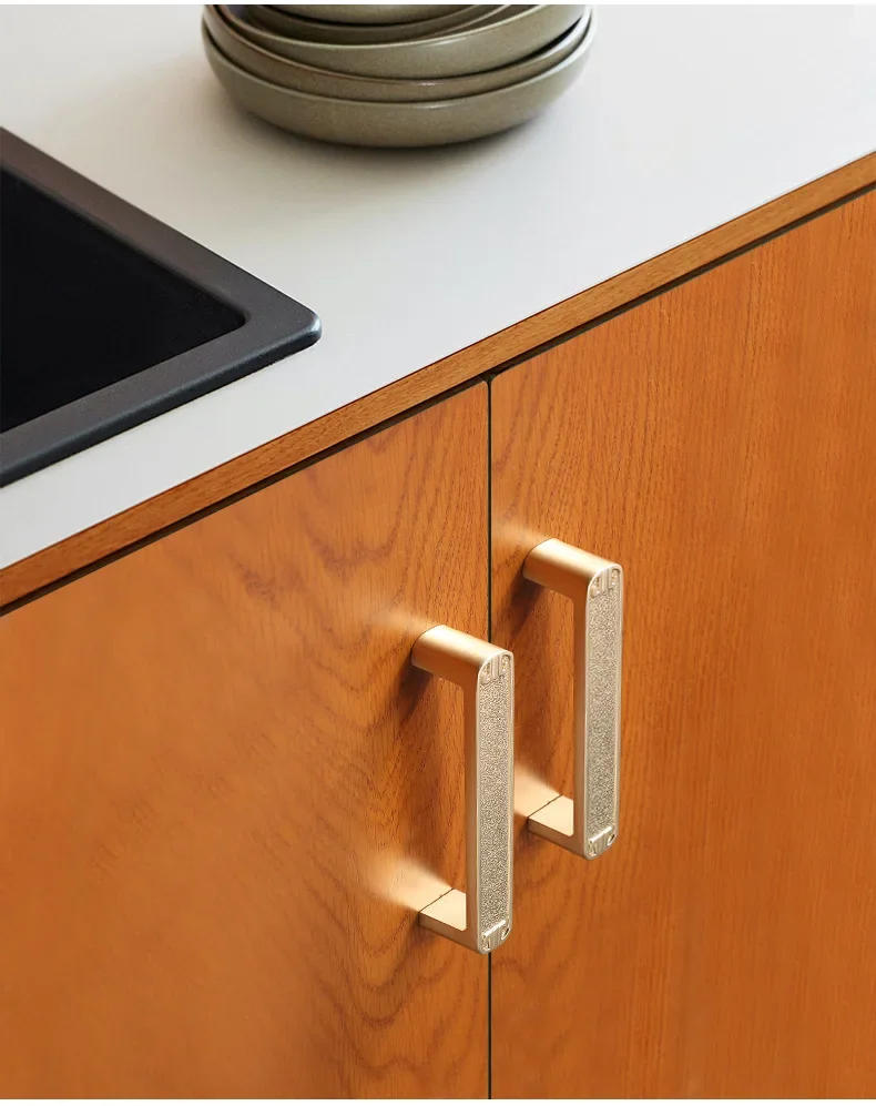 Description Picture 5 of itemAntique Chinese Cupboard Door Cabinet Handles Yellow Bronze Gold Drawer Shoe Wardrobe Handles Wine Knob Pulls Hardware