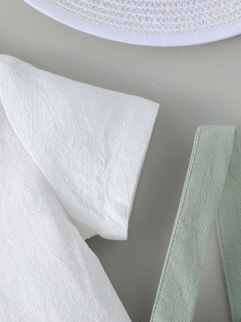 Description Picture 4 of item2PCS Baby Boy Gentleman Outfit Clothes Solid Color Short Sleeves shirt with Bow Tie and Overalls Shorts Set for Formal Wear Sets