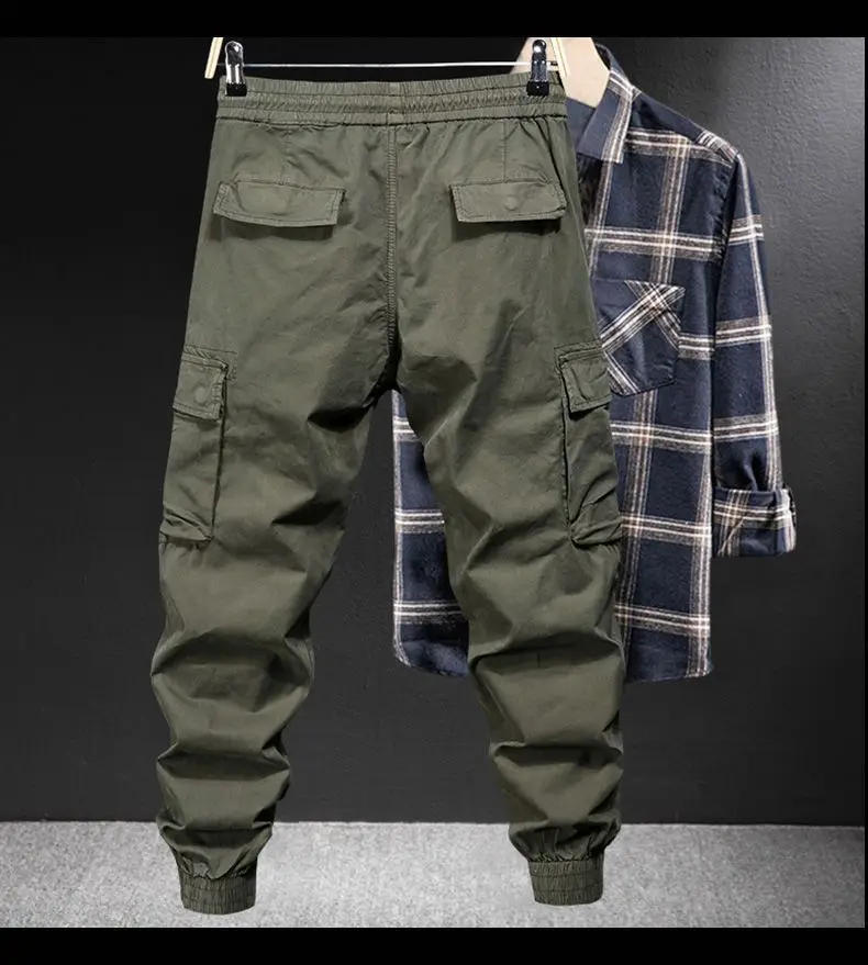 Description Picture 4 of itemVelvet Thickened American Overalls for Men, Multi-pocket Leggings, Loose Large Size Outdoor Wear-resistant Trousers Cargo Pants