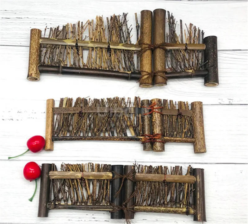 Description Picture 3 of itemVintage bamboo sushi dish bamboo fence Japanese Korean fence plate Cuisine Sushi Boats Bamboo Creative Exquisite Sushi Tools