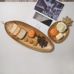 Nordic Decorative Tray Gold Pineapple Leaf Shape Serving Tray Jewelry Pallet Fruit Snack Dish Table Decoration Storage Organizer