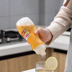 1pcs 380ml Ketchup Squeeze Bottle Plastic Condiment Squeeze Squirt Bottles 4 Hole Dispensing Bottles For Oil BBQ Sauces Paint