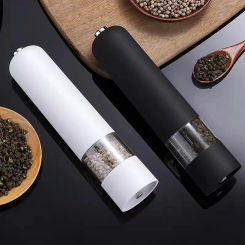 Kitchen Wholesale Battery Plastic Salt Pepper Mill Electric Battery Salt and Pepper Grinder Grinder pepper powder mill