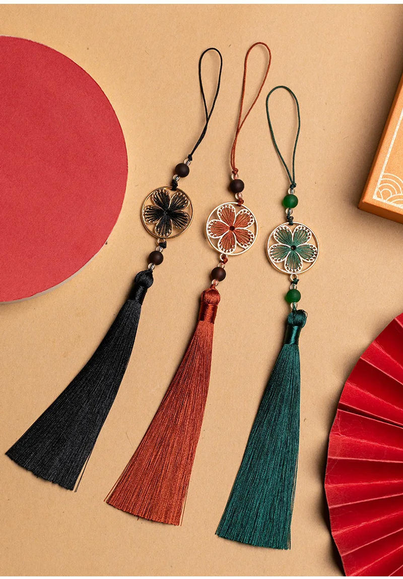 Description Picture 5 of item14cm Long Fringe Trim Tassel Spike Chinoiserie Hanfu Pressed Placket Antique Pendant Tassels for Crafts Sewing Accessories