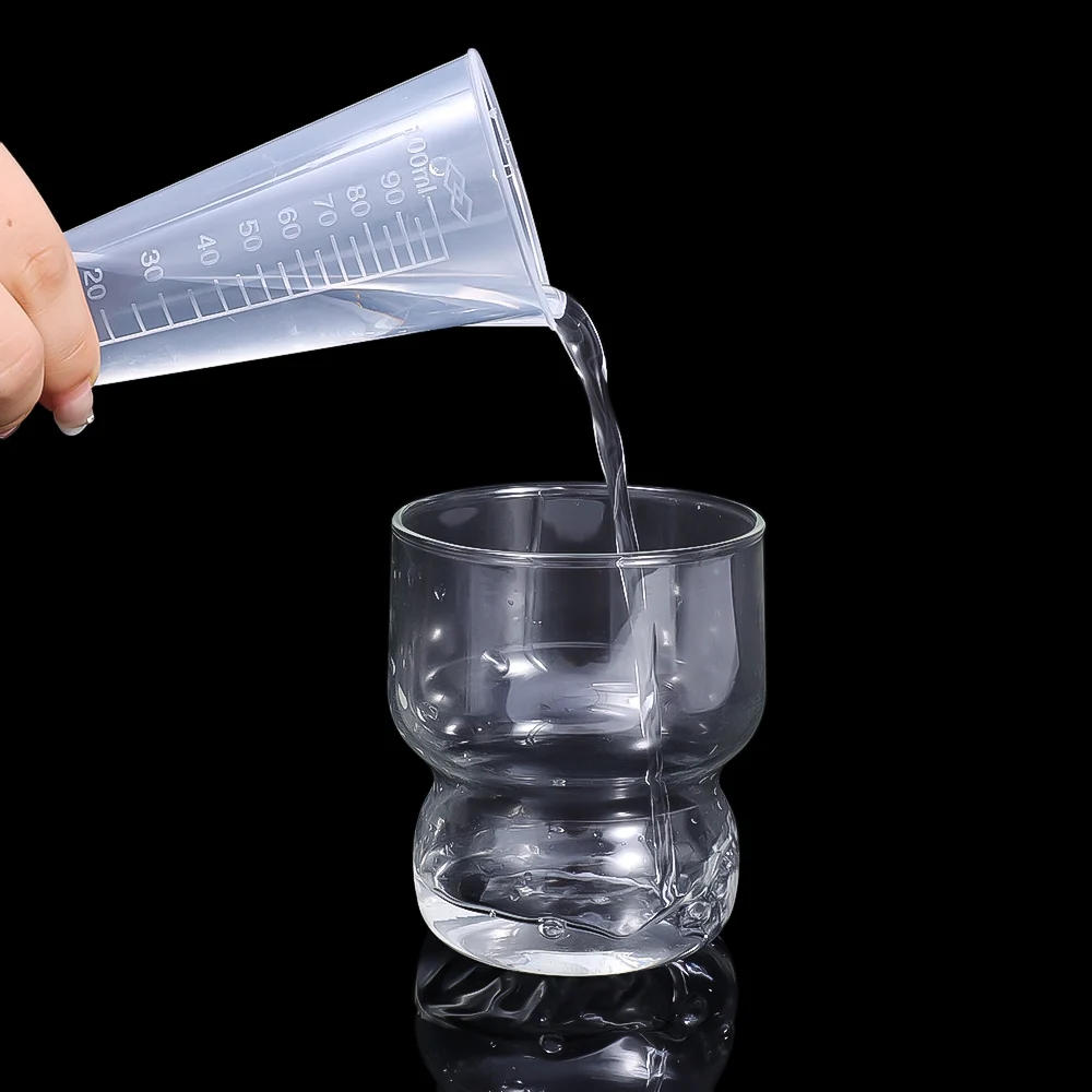 Description Picture 6 of item10-1Pcs Triangular Measuring Cup with Scale Transparent Plastic Graduated Cylinder Pour Spout Liquid Container Kitchen Bar Tool