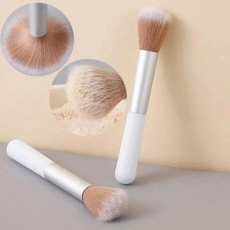 Description Picture 2 of itemProfessional makeup brushes for eyes and face, foundation blending, eyeshadow, concealer gift for women
