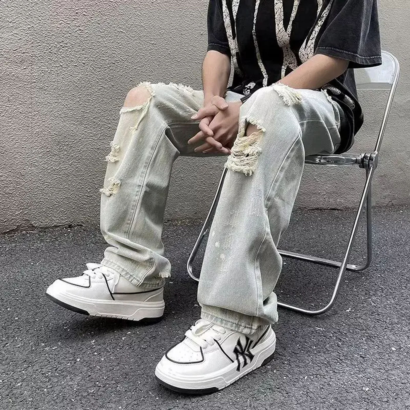 Slide 7b8c39ad450043f6b9cba0449885ae2f