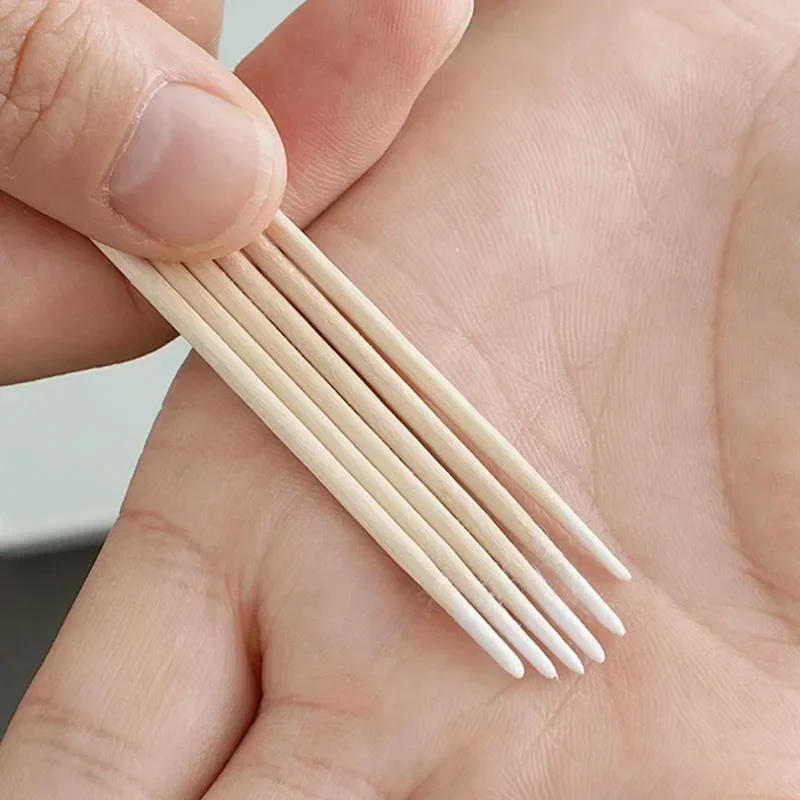 Description Picture 4 of item200Pcs Nails Wood Cotton Swab Clean Sticks Bud Tip Wooden Cotton Head Manicure Detail Corrector Nail Polish Remover Art Tool