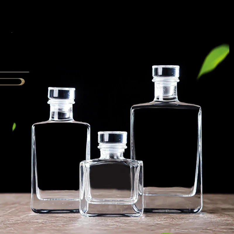 Description Picture 4 of itemLiquor Glass Alcohol Bottle 100ML Lead-free Whiskey Decanter Wine Glass Bottle with Stopper Airtight Sake Set Bar Accessories