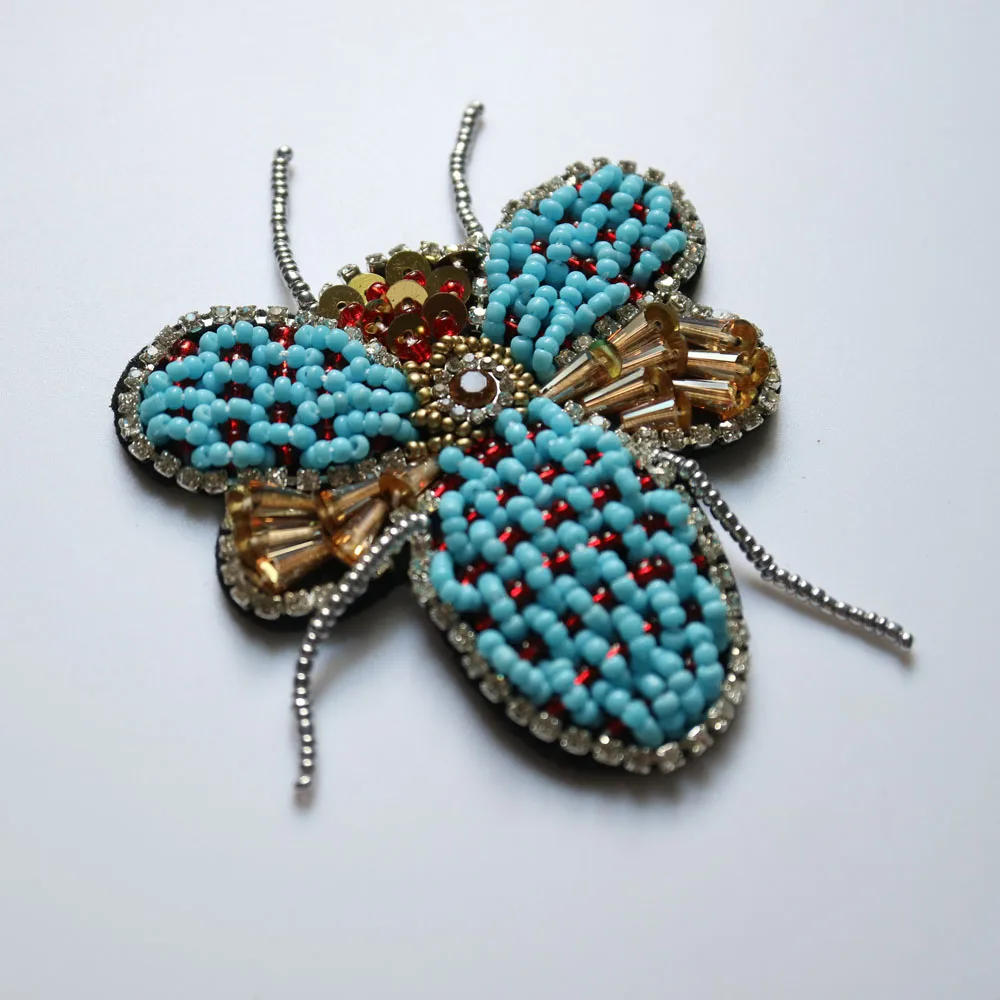 Description Picture 6 of item1pc flower embroidered beaded Patches for Clothing sew on rhinestonen butterfly mouse parche Appliques Decoration Badge parche